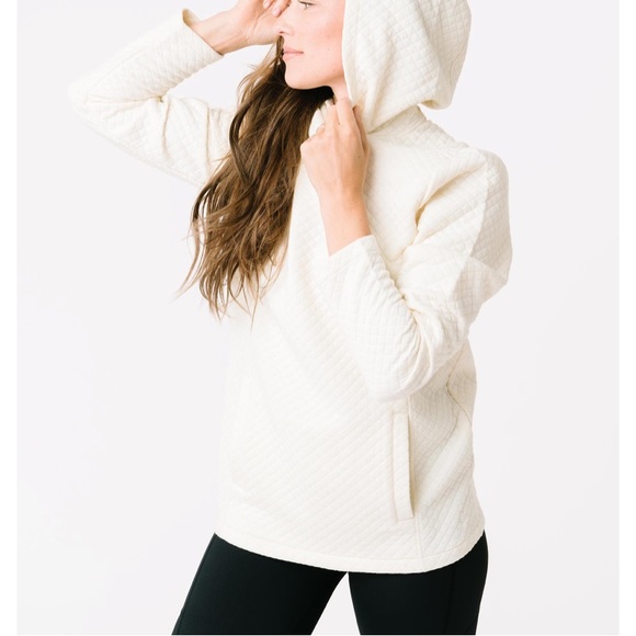 Zyia cream quilted pocket hoodie Clearance